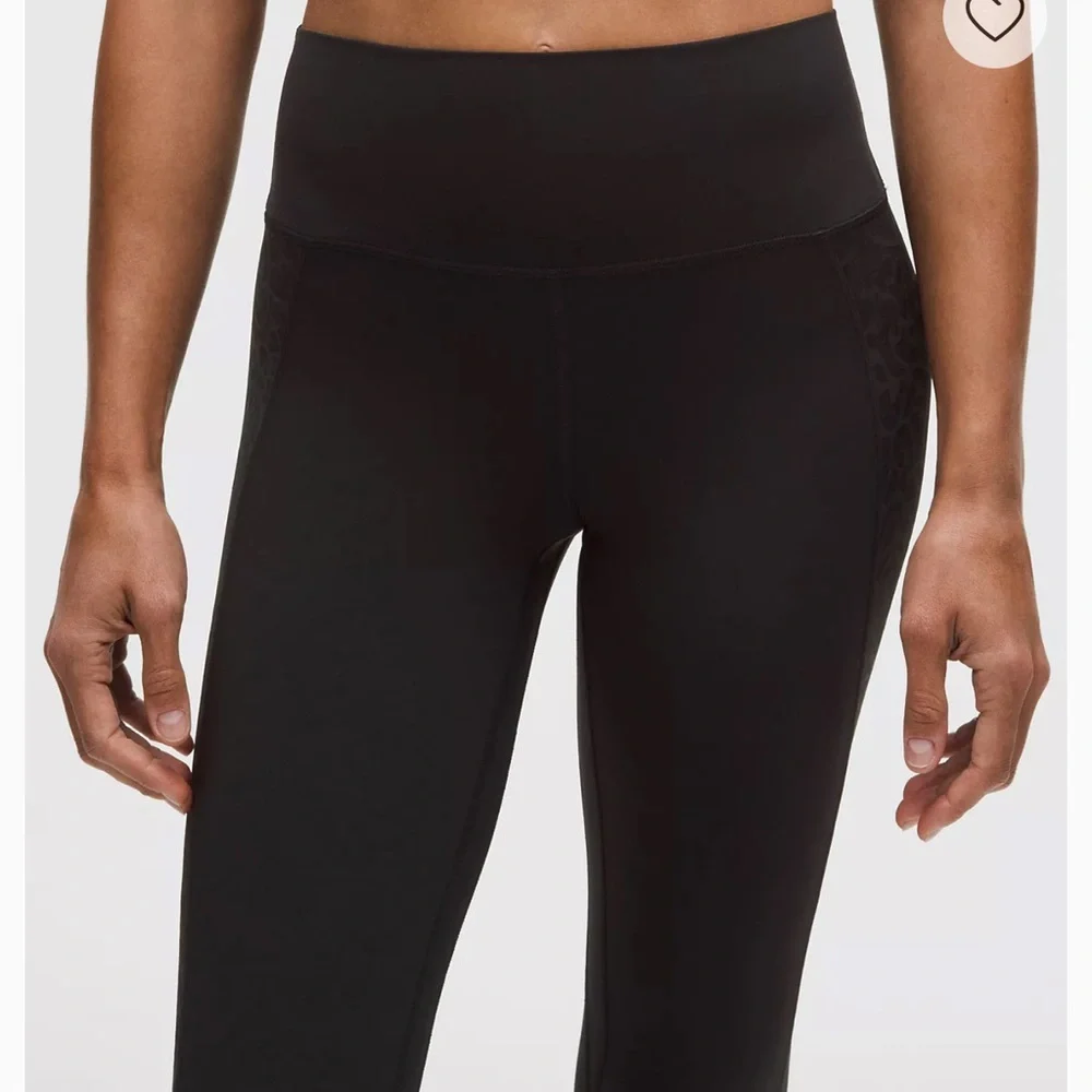 Lululemon Paisley Lace Overlay Tight 25" Leggings Pants Black Women’s Size 8 - Picture 3 of 10